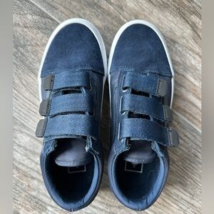 NWOT Women’s vans size 6